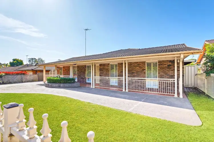 23 Banks Drive, St Clair NSW 2759