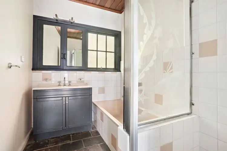 Fourth view of Homely house listing, 16 Heatherhill Road, Frankston VIC 3199