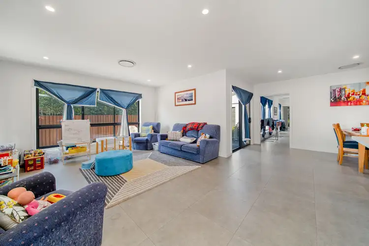 Sixth view of Homely house listing, 6 Shiers Place, Scullin ACT 2614