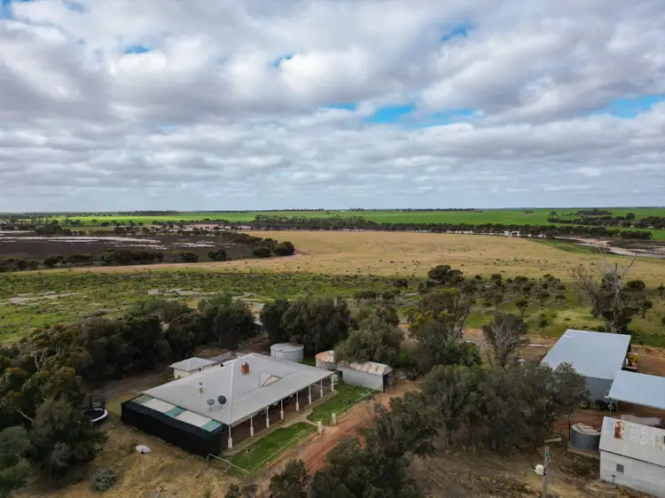 "Carries" 998 Pingrup-Lake Grace Road, Pingrup WA 6343