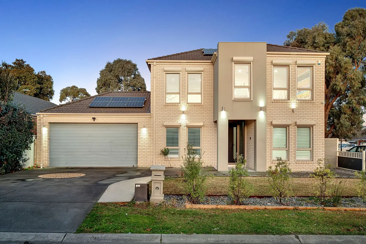 Main view of Homely house listing, 8 The Greenway, Craigieburn VIC 3064