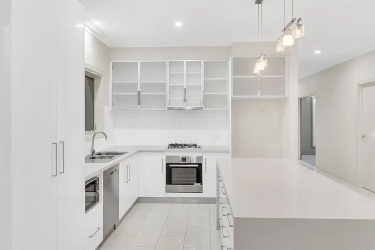 Sixth view of Homely house listing, 8 The Greenway, Craigieburn VIC 3064