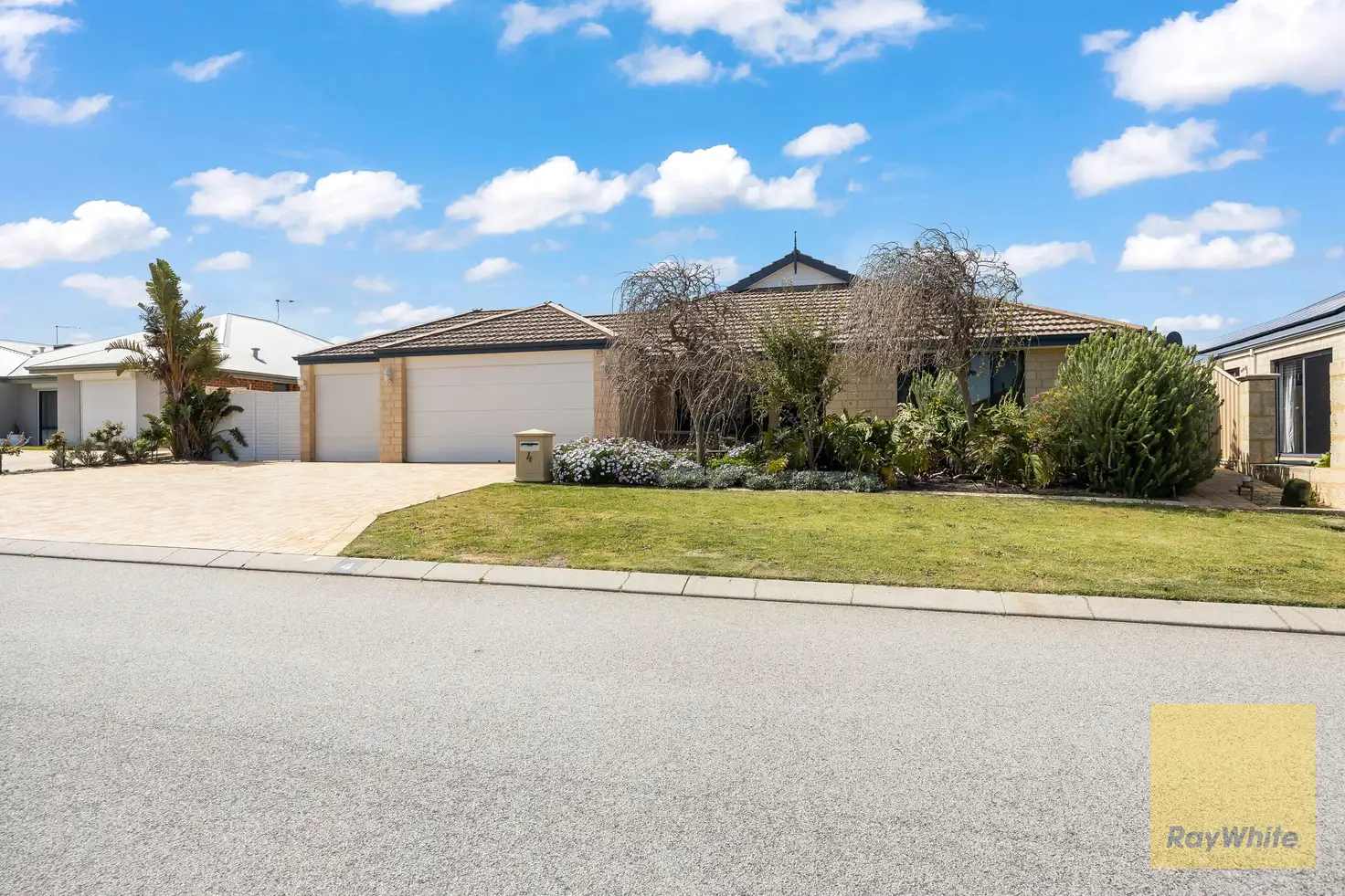 Main view of Homely house listing, 4 Hillsborough Parkway, Ridgewood WA 6030