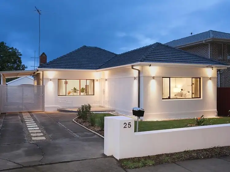 25 Cairns Street, Riverwood NSW 2210