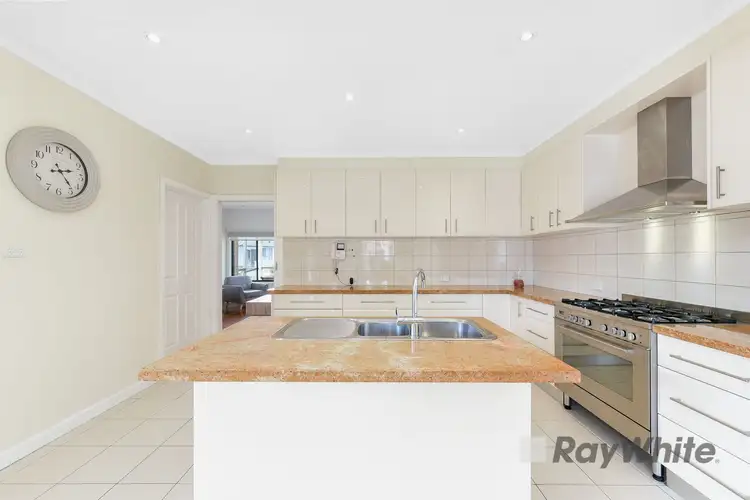 Sixth view of Homely house listing, 2 Pyrus Court, Doveton VIC 3177