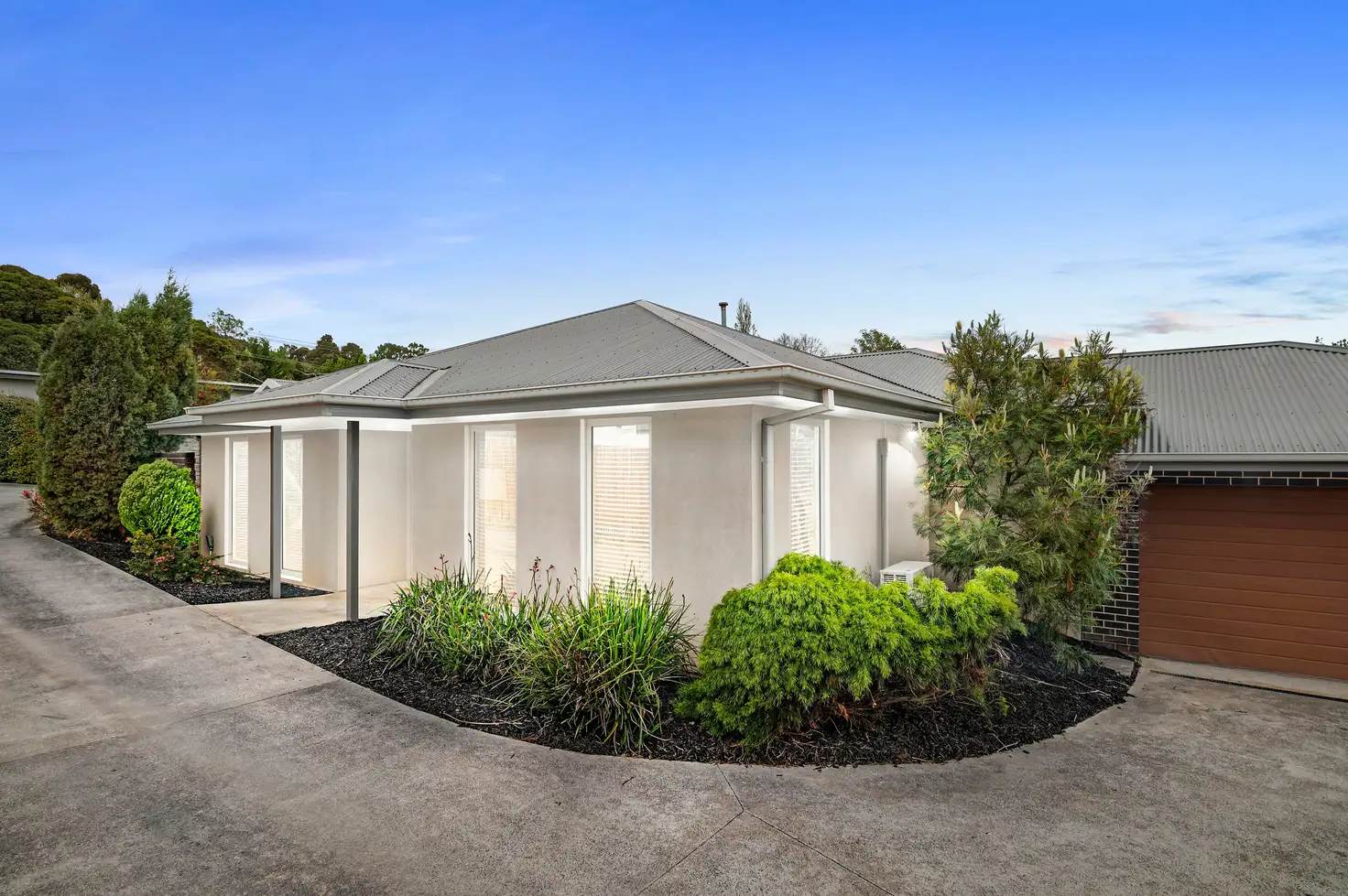 Main view of Homely unit listing, 2/47 Maroondah Highway, Healesville VIC 3777