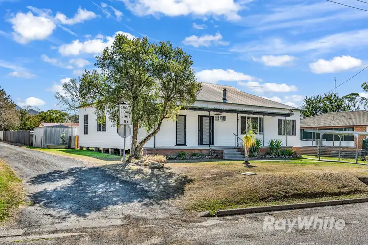 41 Railway Street, Gloucester NSW 2422