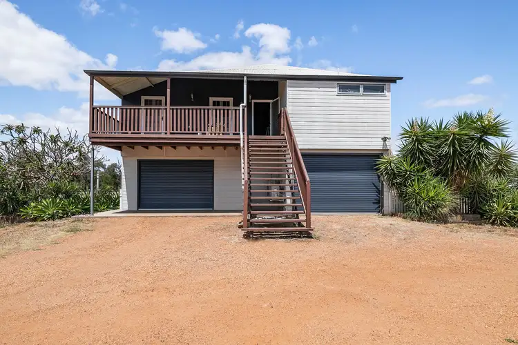 4 Windmill Lane, Emerald QLD 4720