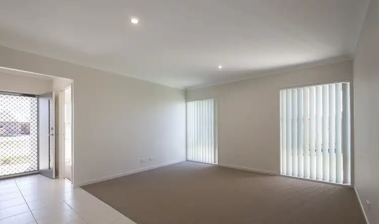 Second view of Homely house listing, 10 Bergamot Circuit, Griffin QLD 4503
