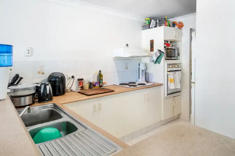 Seventh view of Homely semi-detached listing, 1/11 Annette Court, Labrador QLD 4215