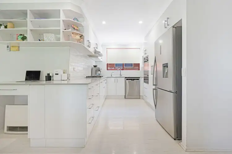 Fifth view of Homely house listing, 8 Dibar Drive, Tamworth NSW 2340