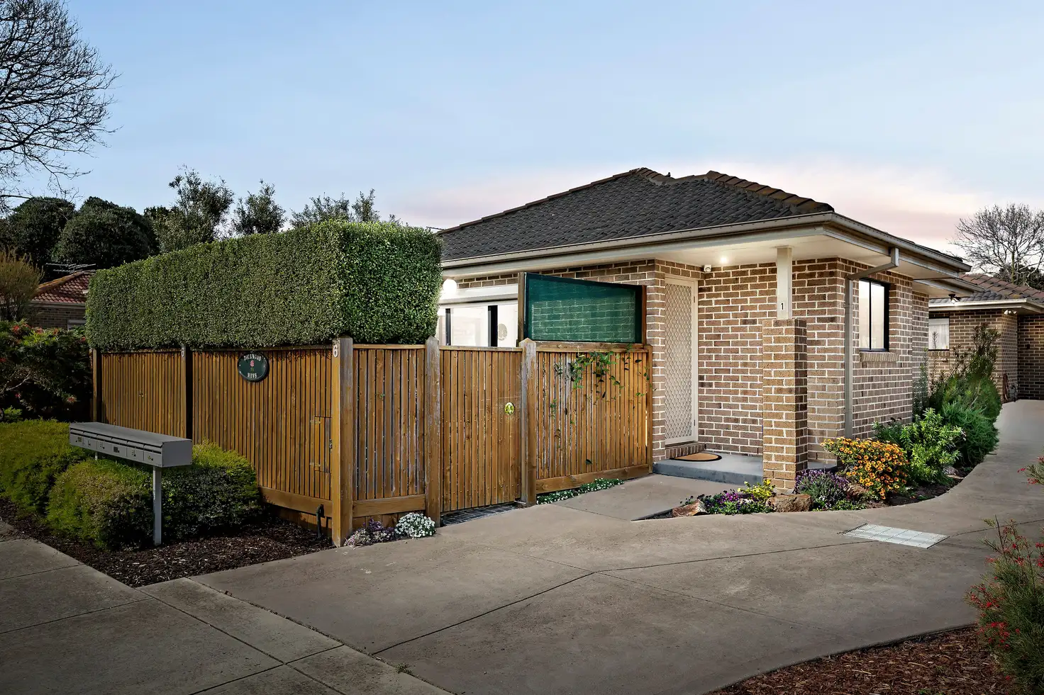 Main view of Homely unit listing, 1/6 Reservoir Road, Frankston VIC 3199