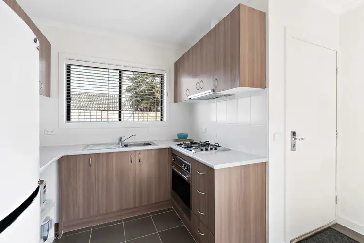 Third view of Homely unit listing, 1/6 Reservoir Road, Frankston VIC 3199