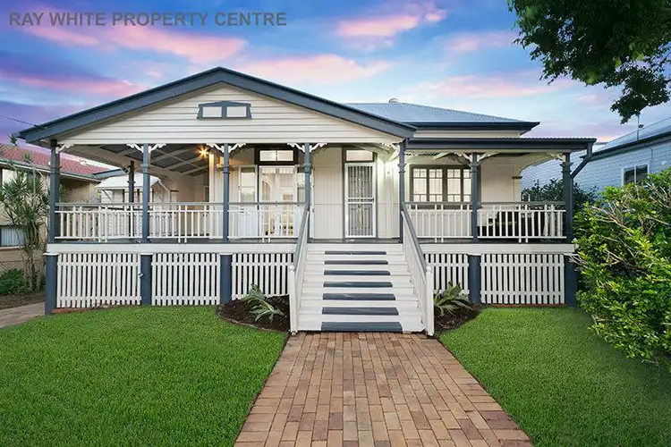 15 Hanworth Street, East Brisbane QLD 4169