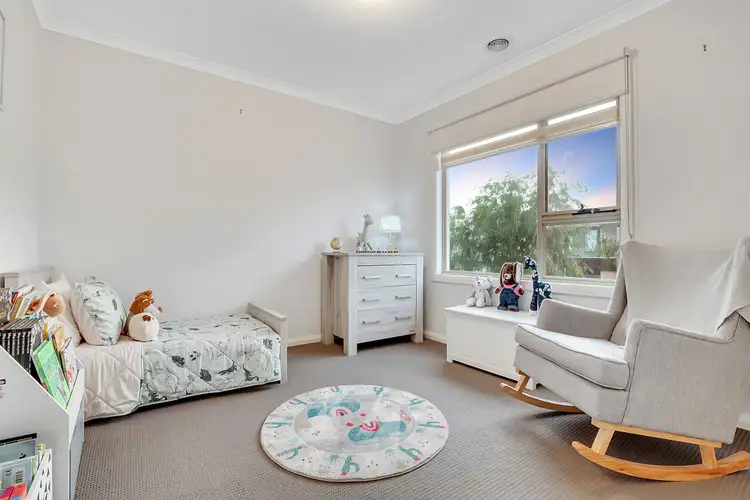 Second view of Homely house listing, 7 Dashing Road, Craigieburn VIC 3064