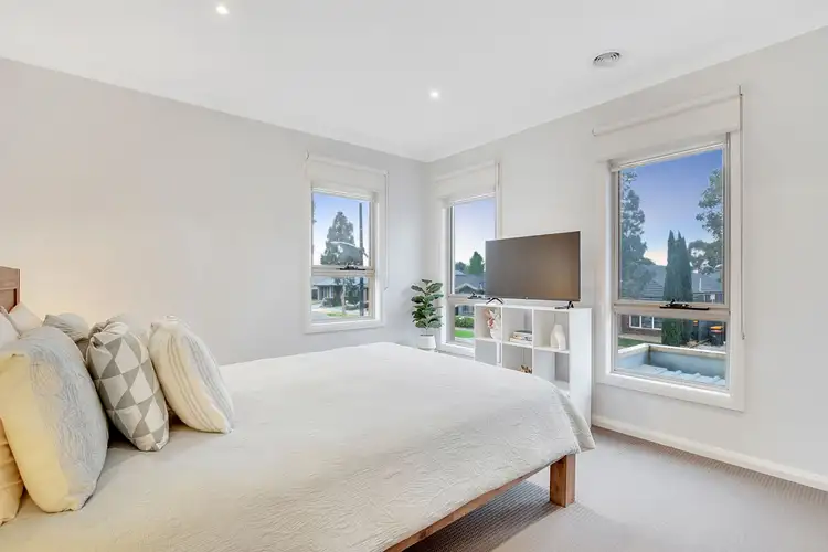 Fifth view of Homely house listing, 7 Dashing Road, Craigieburn VIC 3064