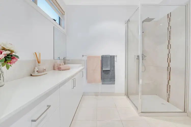 Sixth view of Homely house listing, 7 Dashing Road, Craigieburn VIC 3064