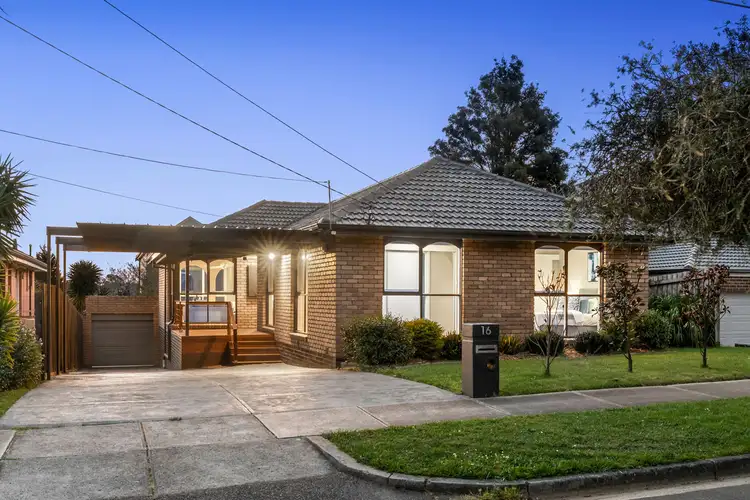 16 Obrien Crescent, Blackburn South VIC 3130