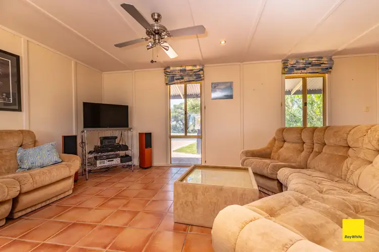 2 SALVAIRE Crescent, Lancelin WA 6044