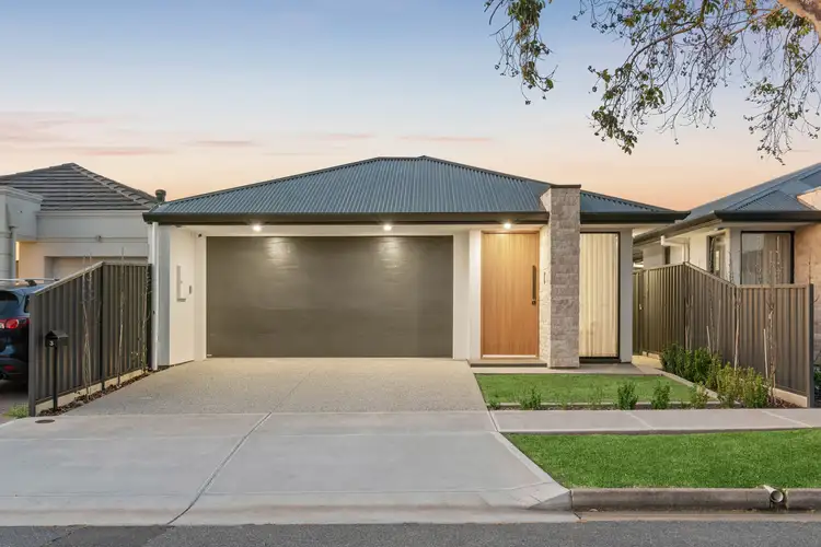 3 Walkom Avenue, Woodville South SA 5011