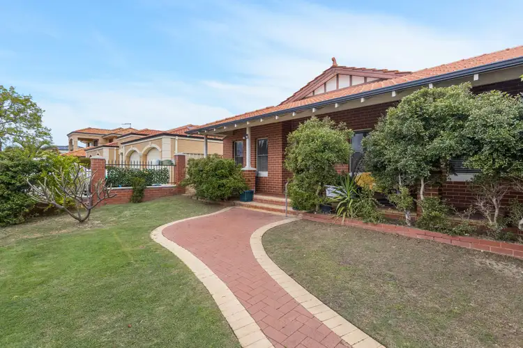 Second view of Homely house listing, 8 Wakeley Way, Duncraig WA 6023