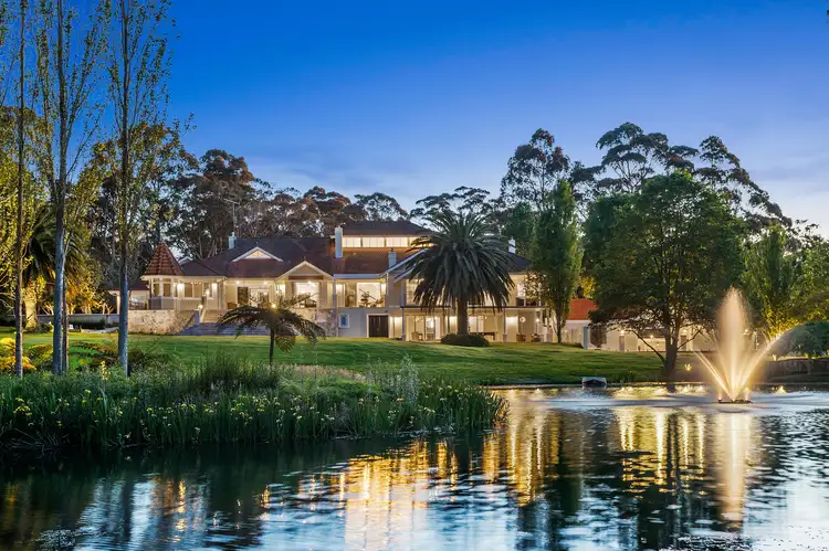 2 Manor Rise, Bowral NSW 2576