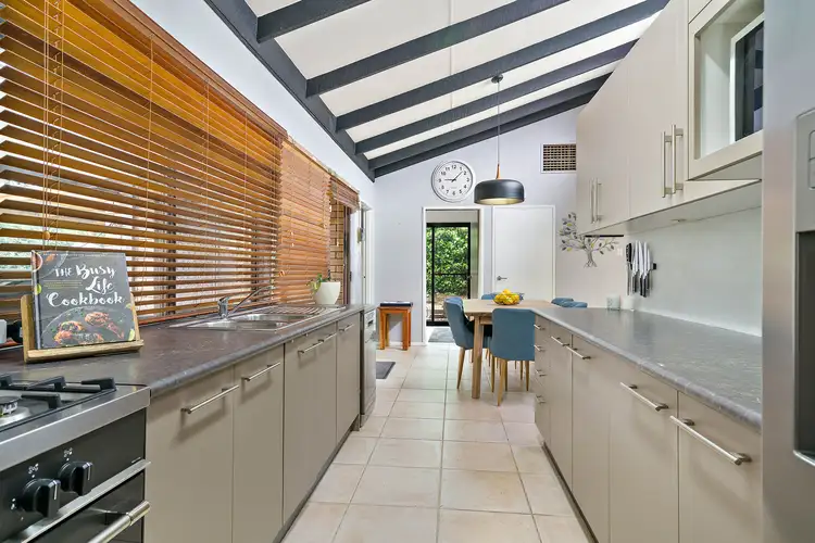 9 Hayes Court, Thornlie WA 6108