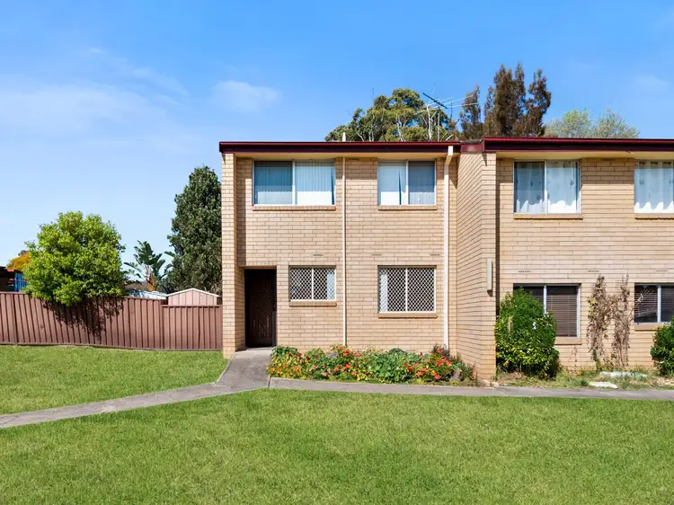 14/24 Atchison Road, Macquarie Fields NSW 2564