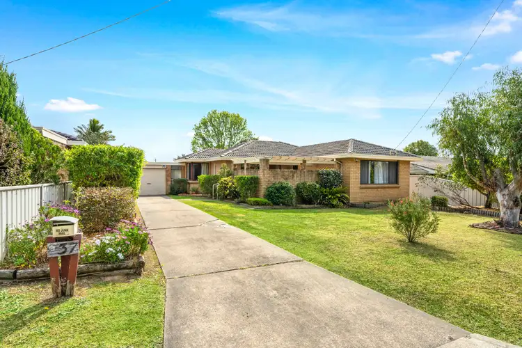 37 Greenwell Point Road, Nowra NSW 2541