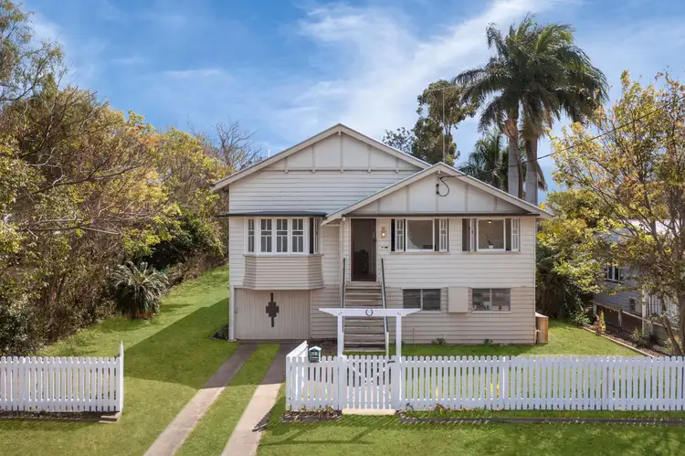 13 Hunt Street, Forest Hill QLD 4342