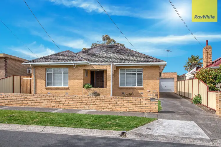 50 Collins Street, St Albans VIC 3021