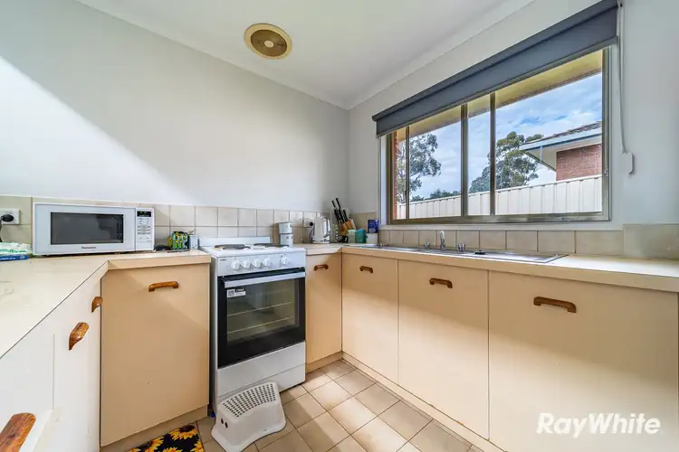 Fifth view of Homely unit listing, 2/9 Akoonah Drive, Golden Square VIC 3555
