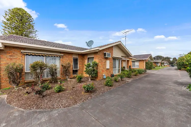 Fifth view of Homely unit listing, 3/5 Princes Way, Drouin VIC 3818