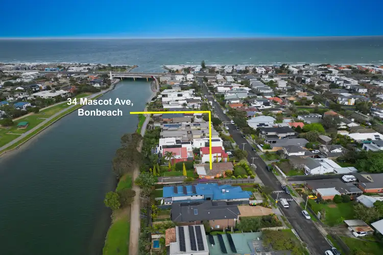 34 Mascot Avenue