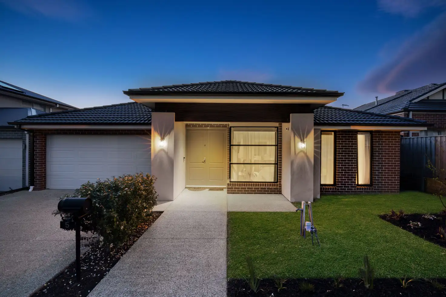 Main view of Homely house listing, 5 Millgate Rise, Officer VIC 3809