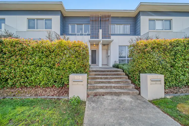 104 Mapleton Avenue, Harrison ACT 2914