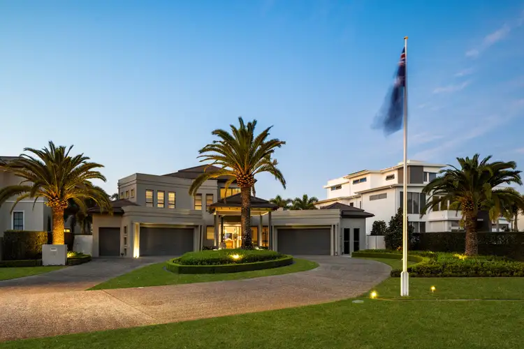 1028 Edgecliff Drive, Sanctuary Cove QLD 4212
