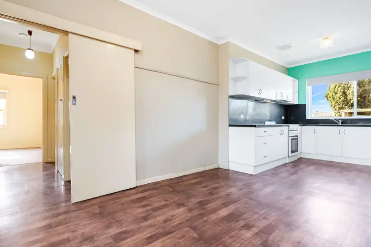 Fifth view of Homely house listing, 94 Hawthorn Grove, Mildura VIC 3500