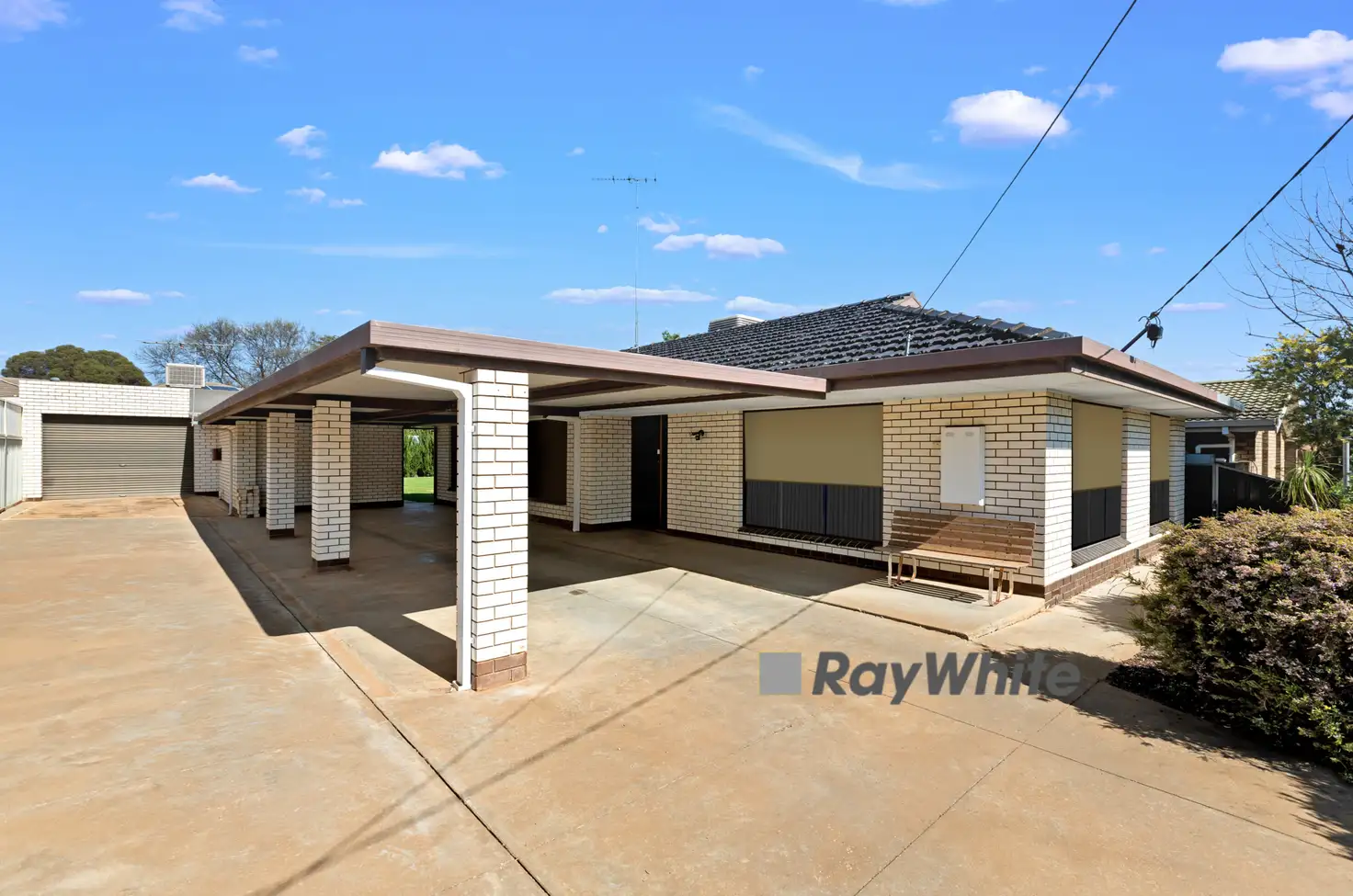 Main view of Homely house listing, 21 Eulinga Drive, Mildura VIC 3500