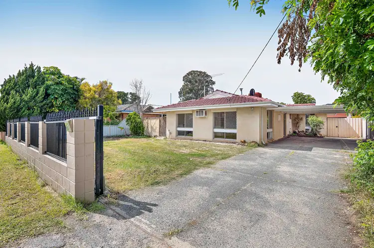 51 Connemara Drive, Thornlie WA 6108