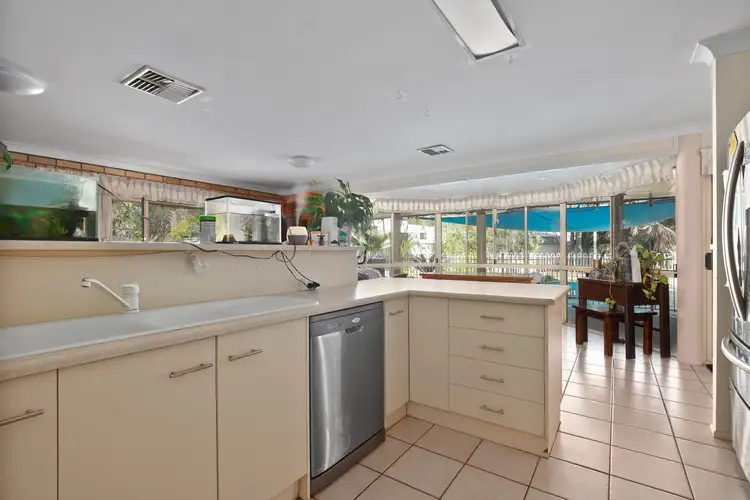 Fifth view of Homely house listing, 3 Crinum Crescent, Emerald QLD 4720