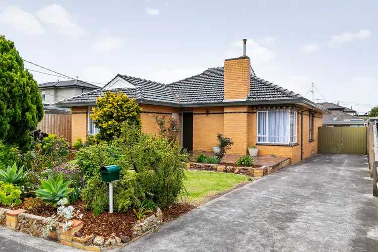 98 Tarana Avenue, Glenroy VIC 3046