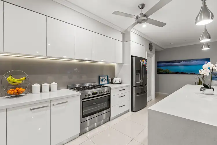 Sixth view of Homely house listing, 6 Hatoyama View, Bilingurr WA 6725