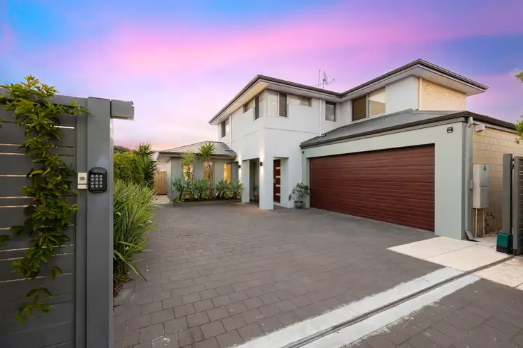17A ARDAGH Street, Morley WA 6062