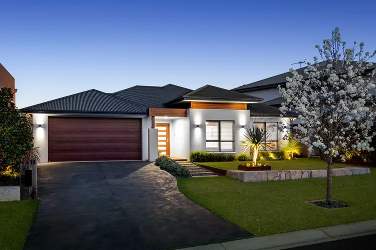 19 Binda Way, Harrington Park NSW 2567