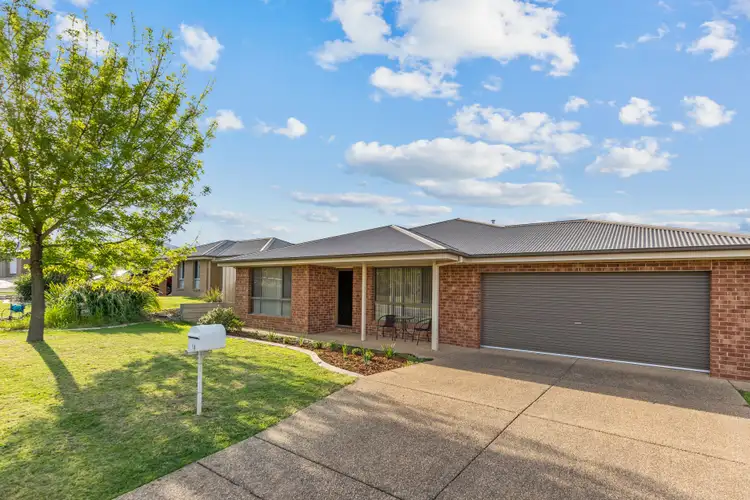 18 Pinnacle Place