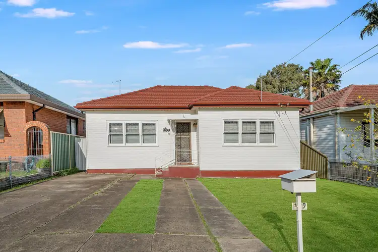 12 Ashcroft Street, Georges Hall NSW 2198