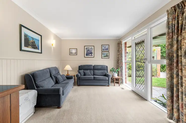 Fifth view of Homely house listing, 2 Southern Court, Forest Hill VIC 3131