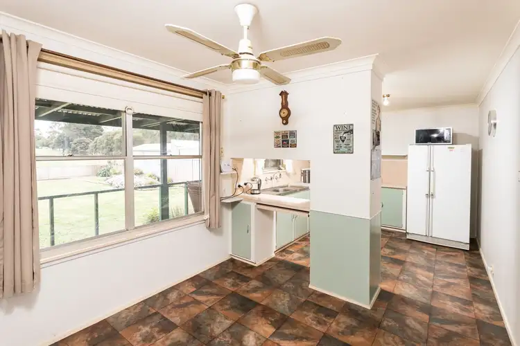 Fifth view of Homely house listing, 11 Brooks Court, Tatura VIC 3616
