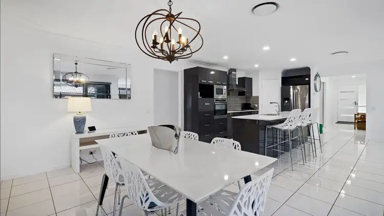 Second view of Homely house listing, 7 Amalia Street, Birkdale QLD 4159